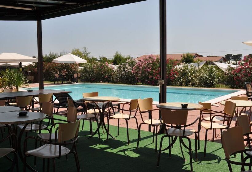 Отель Agriturismo La Prosciutta