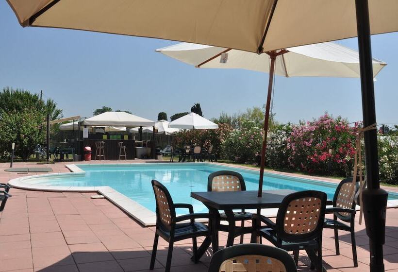 Отель Agriturismo La Prosciutta