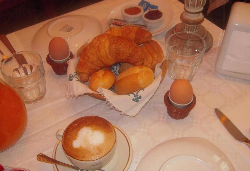 Отель Agriturismo La Prosciutta