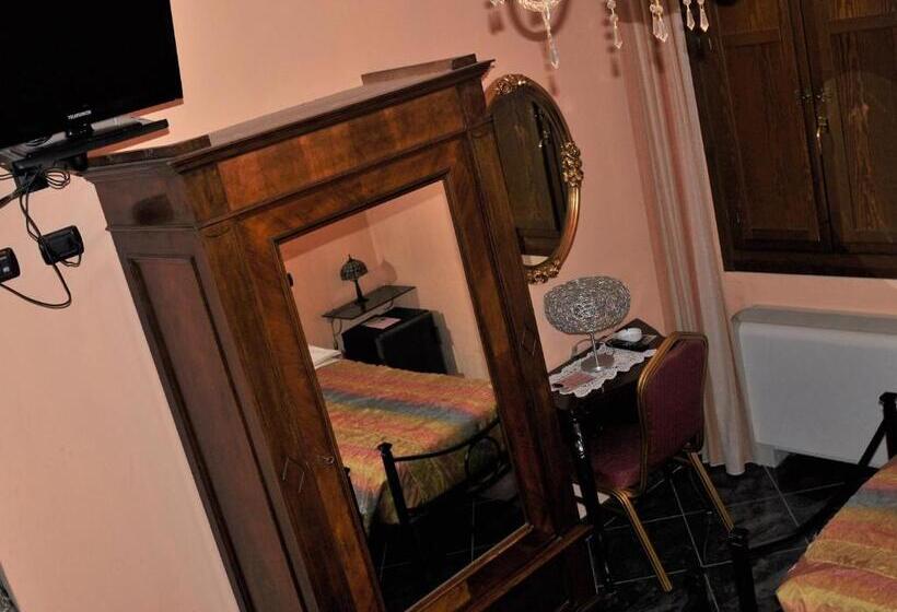 Отель Agriturismo La Prosciutta