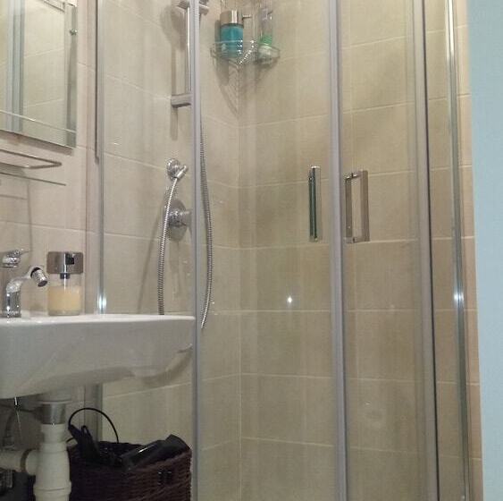 هتل Ai 4 Elementi