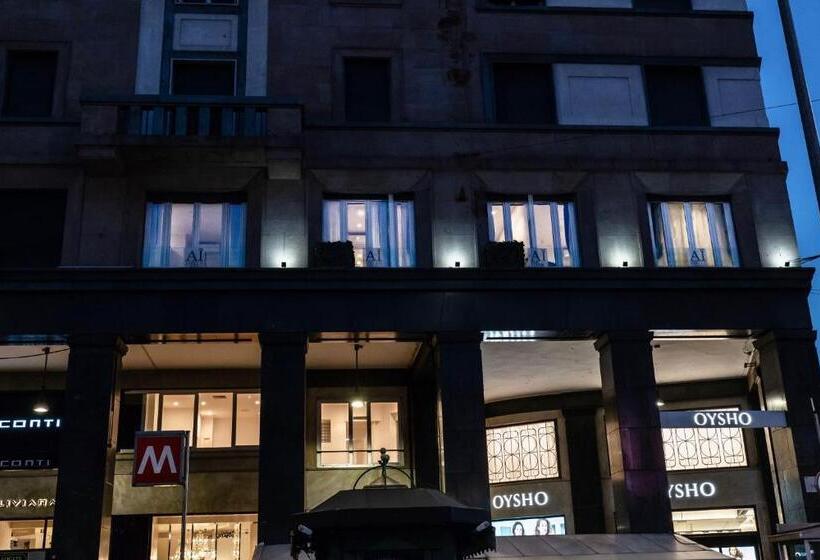 فندق Aiello Rooms San Babila