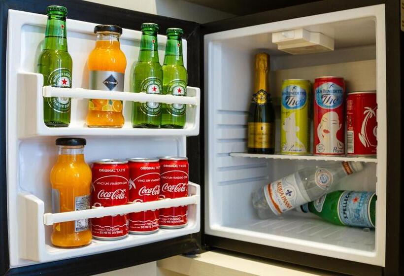 酒店 Aiello Rooms San Babila