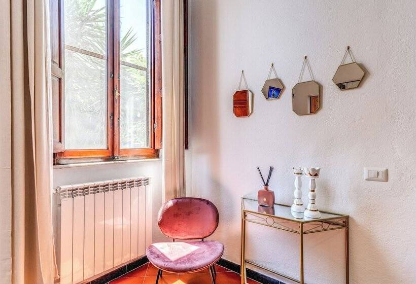 هتل Aweshome Villa Tower