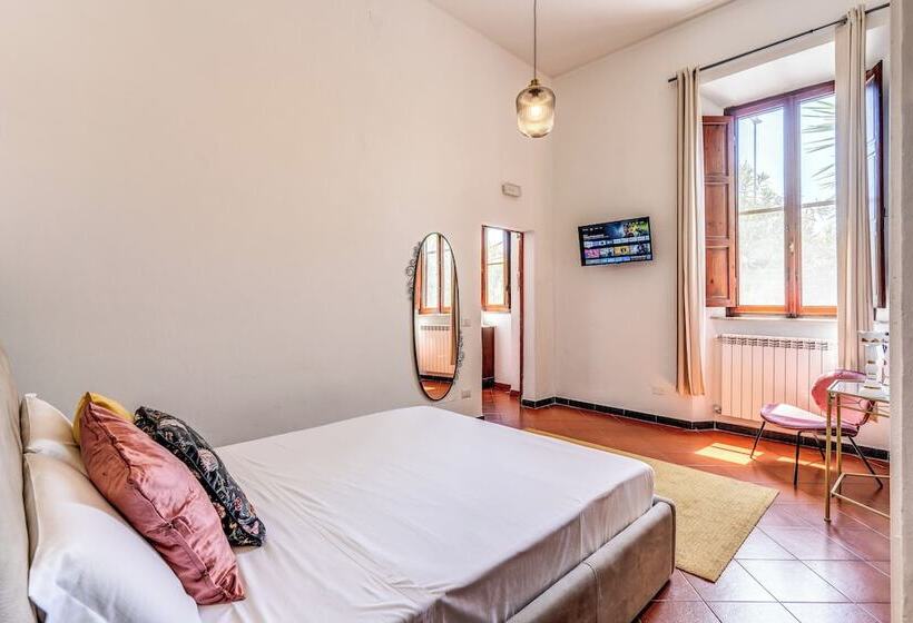 هتل Aweshome Villa Tower