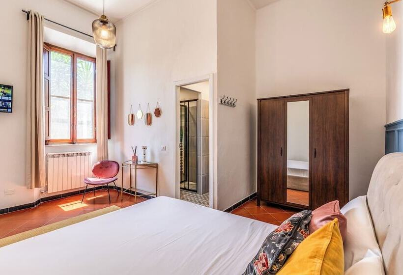 هتل Aweshome Villa Tower