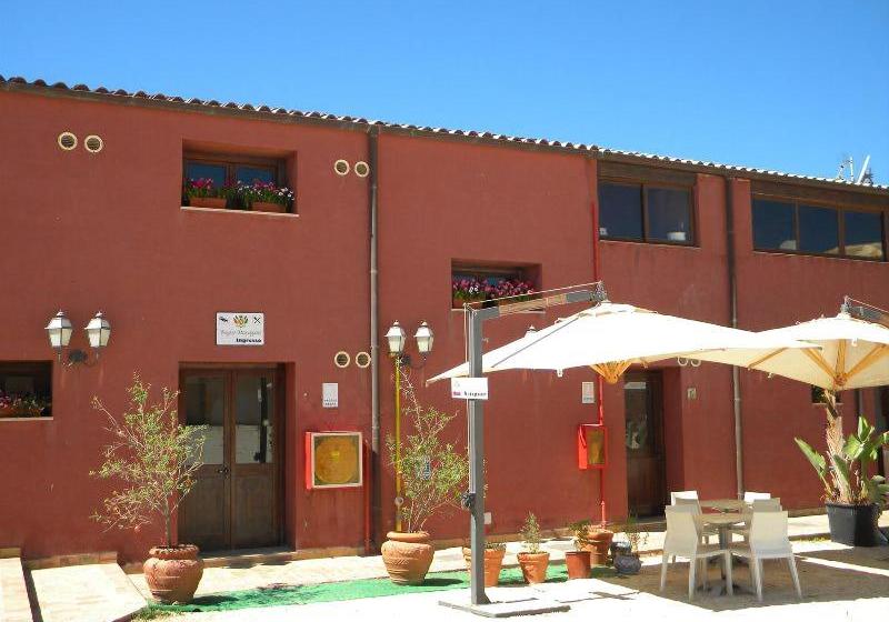 ホテル Baglio Maragani Az Agric B&b