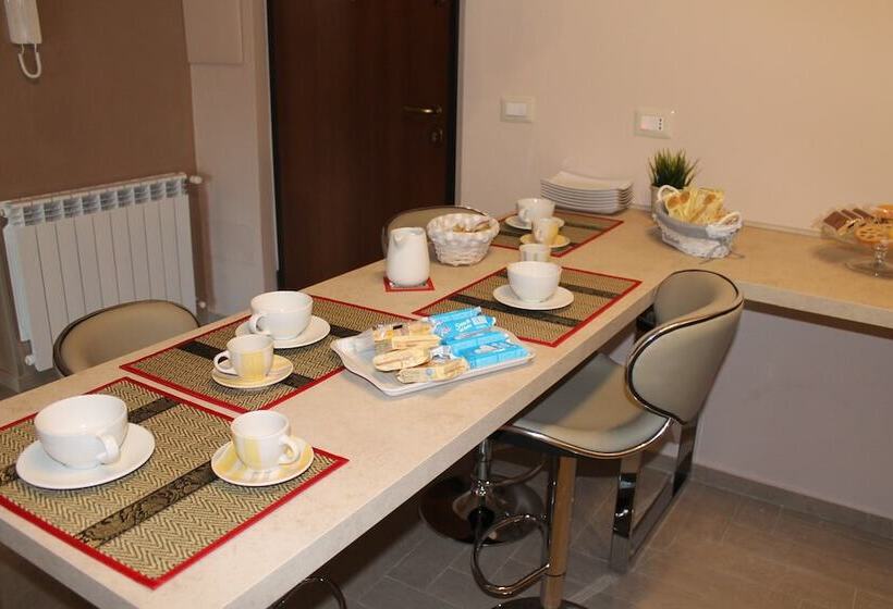 فندق B&b Around The World