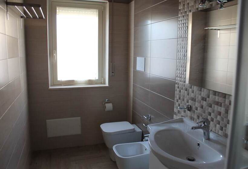 فندق B&b Around The World