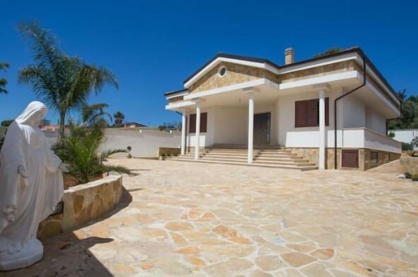 فندق B&b Cesaranum