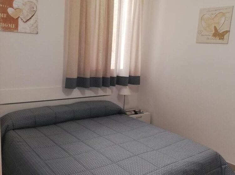 فندق B&b Cesaranum