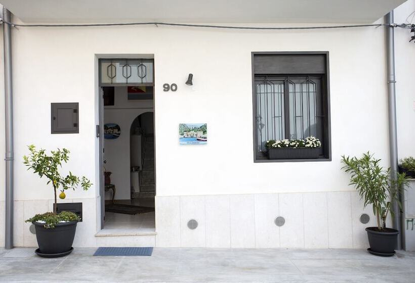 ホテル B&b Cinisi Mare E Monti