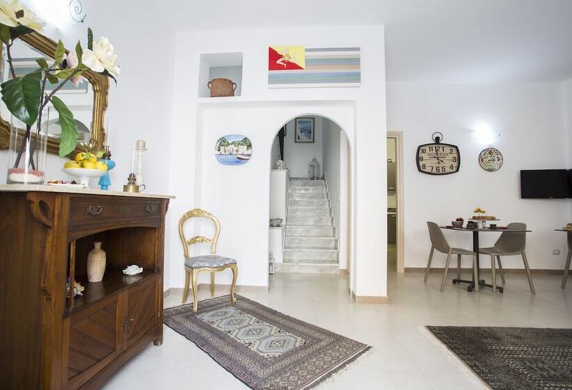 ホテル B&b Cinisi Mare E Monti