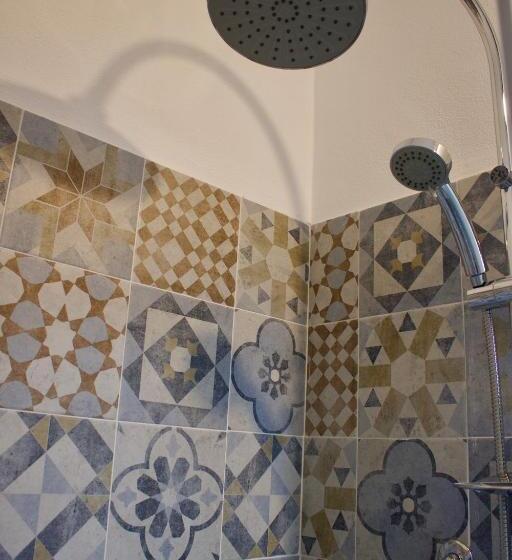 ホテル B&b Cinisi Mare E Monti