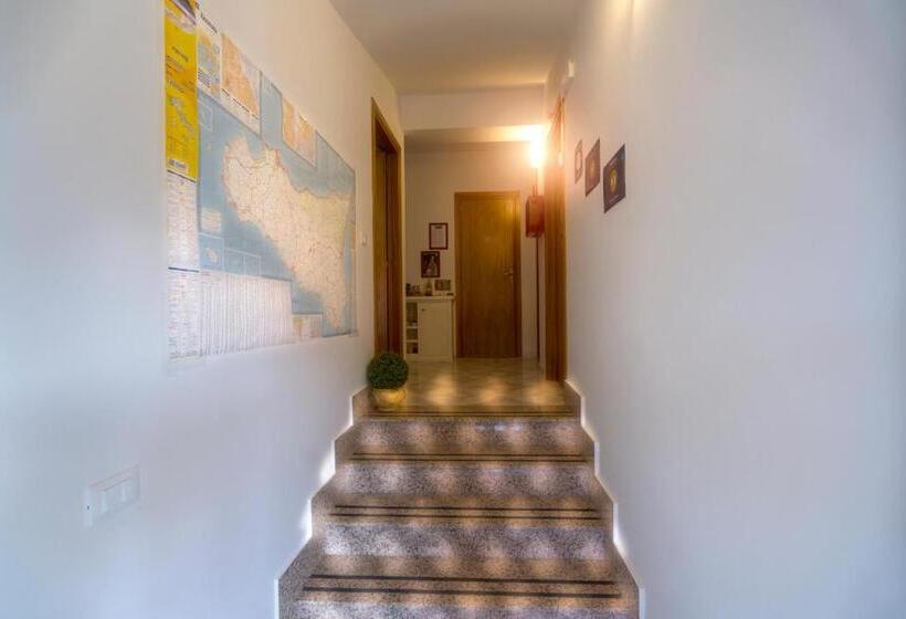 בית מלון כפרי B&b Gàttina