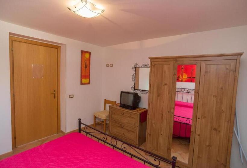 ホテル Borghetto Tio Pepe