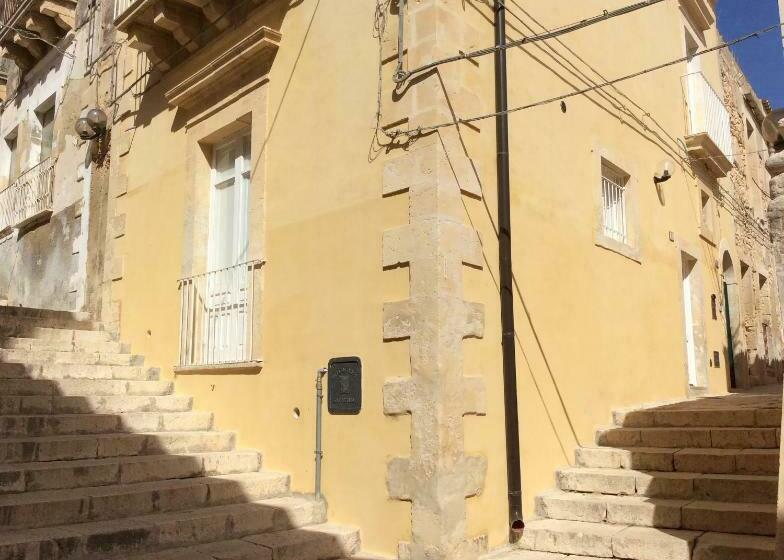 Отель Casa Camelia