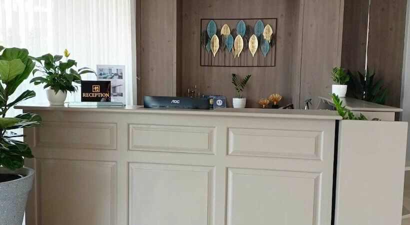 Отель Centerpoint Boutique