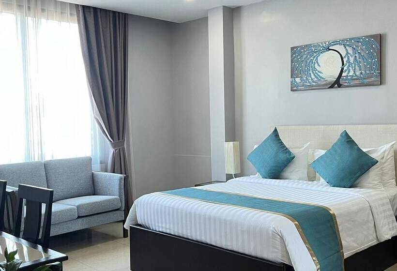 Отель Centerpoint Boutique