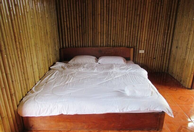 בית מלון כפרי Chomdoy Bungalow & Restaurant