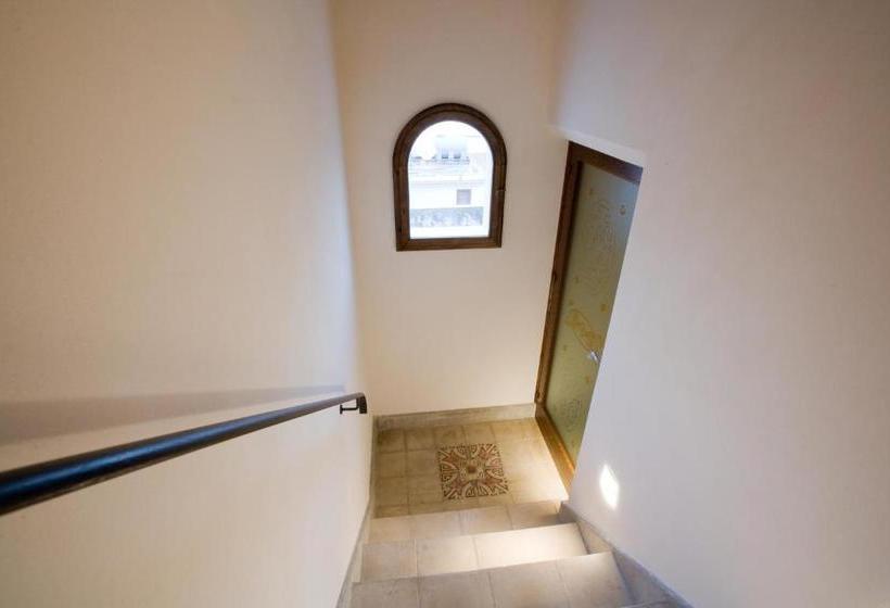 هتل Domus Mariae Appartamenti Per Uso Turistico
