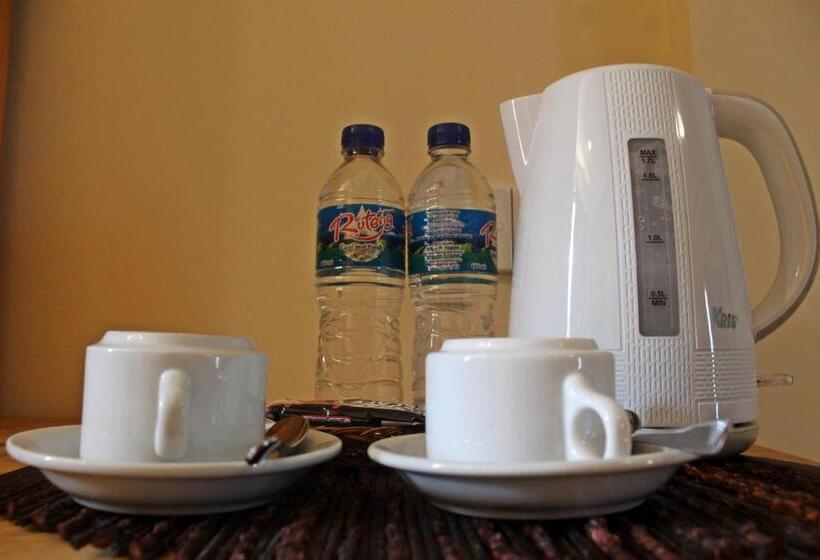 هتل Exotic Komodo