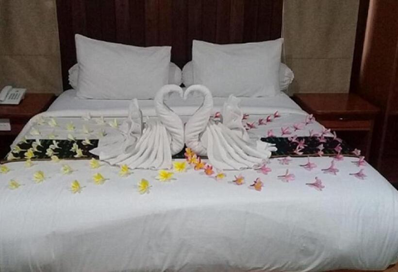 בית מלון כפרי Exotic Komodo