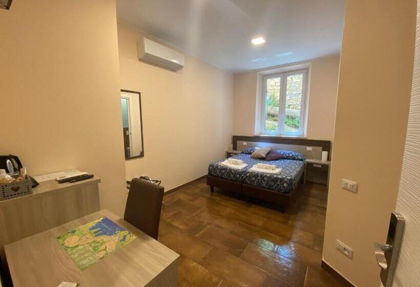 فندق Good Night Moon