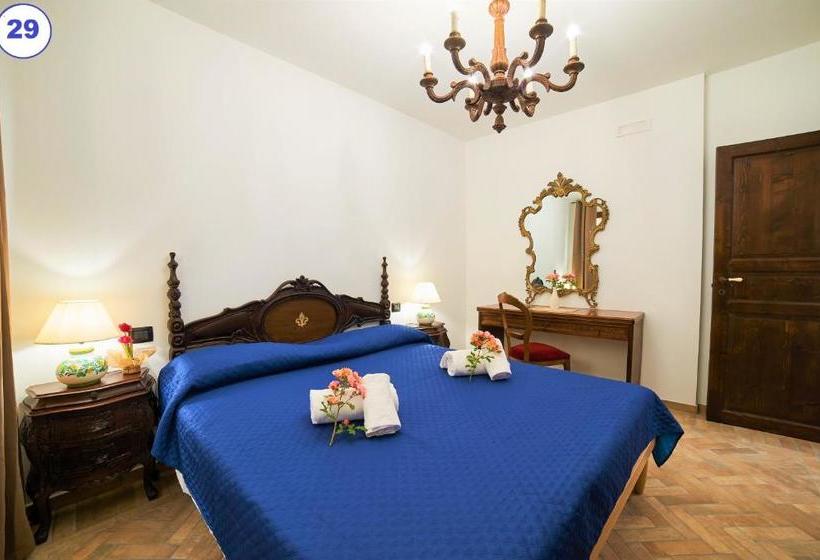 בית מלון כפרי I Gigli Del Belvedere