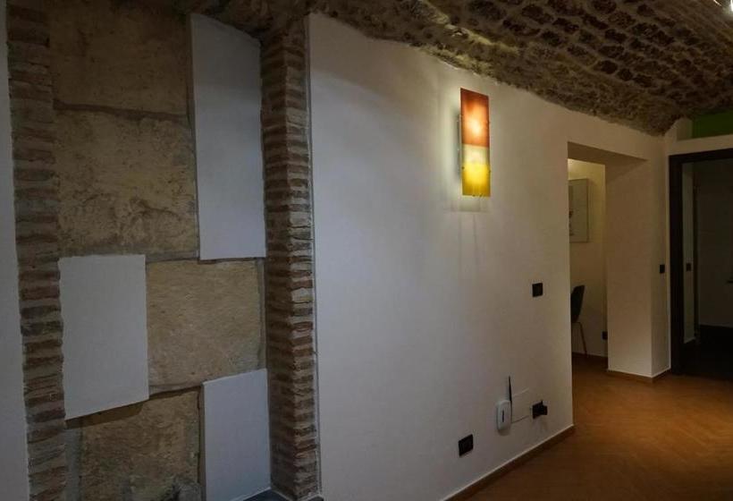 ホテル Incentro Apartments