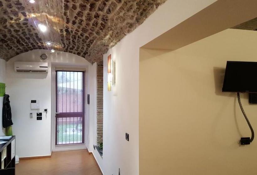 ホテル Incentro Apartments