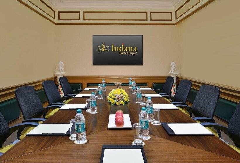Отель Indana Palace Jaipur