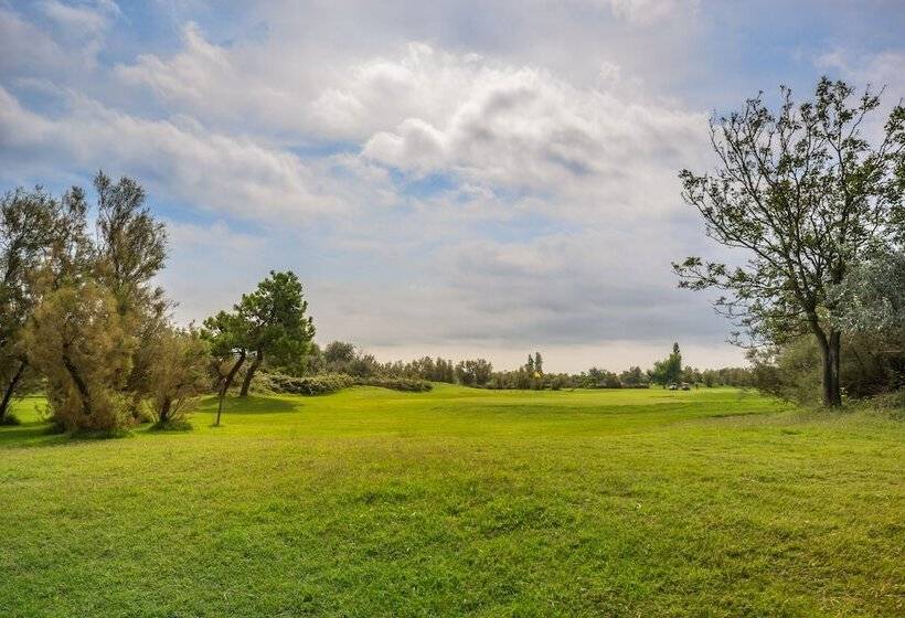 ホテル Isola Di Albarella