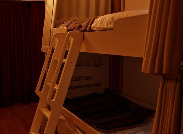 בית מלון כפרי Japan Hostel Shinya Tokkyu