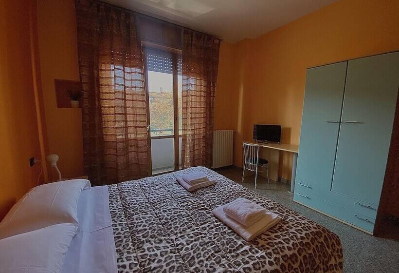 هتل L Isola Di Romy