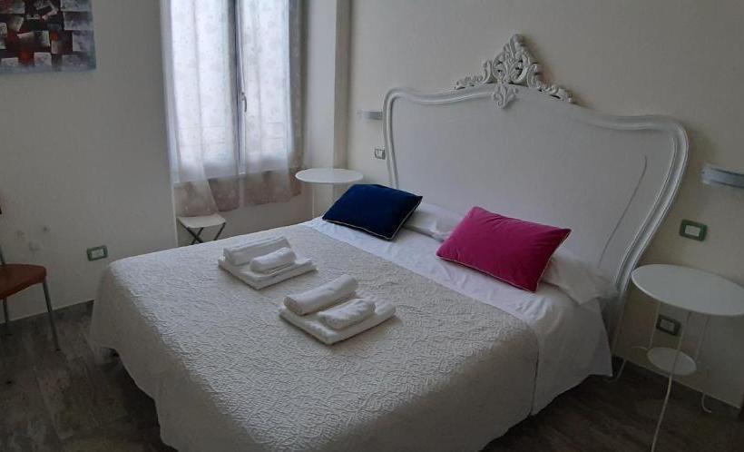 هتل La Branda Brin Guest House