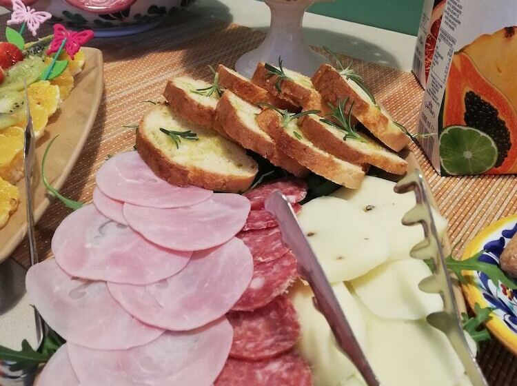 هتل La Finestra Sul Cortile B&b