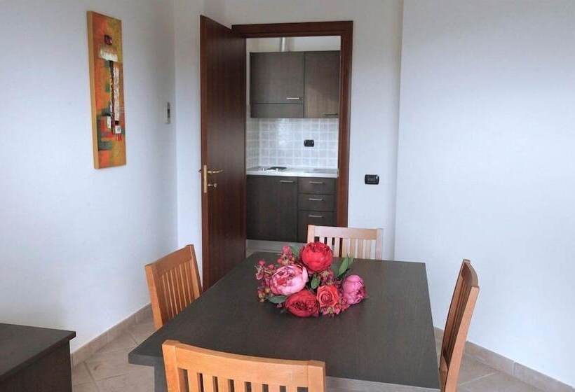 ホテル La Quercia