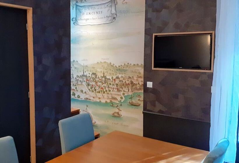 בית מלון כפרי Les Pénates De Loire