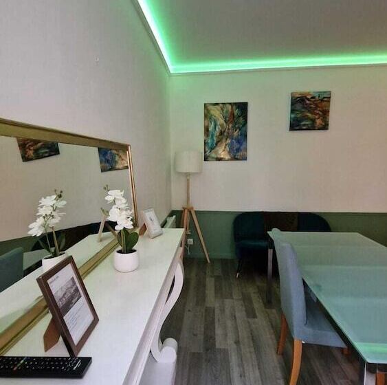 בית מלון כפרי Les Pénates De Loire