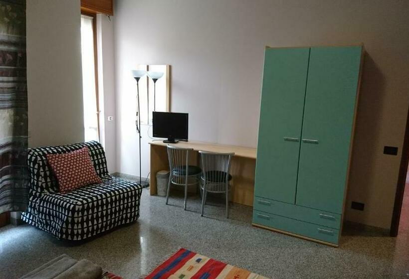 هتل L Isola Di Romy