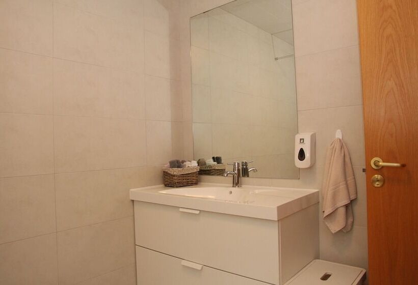 هتل Olga Guesthouse