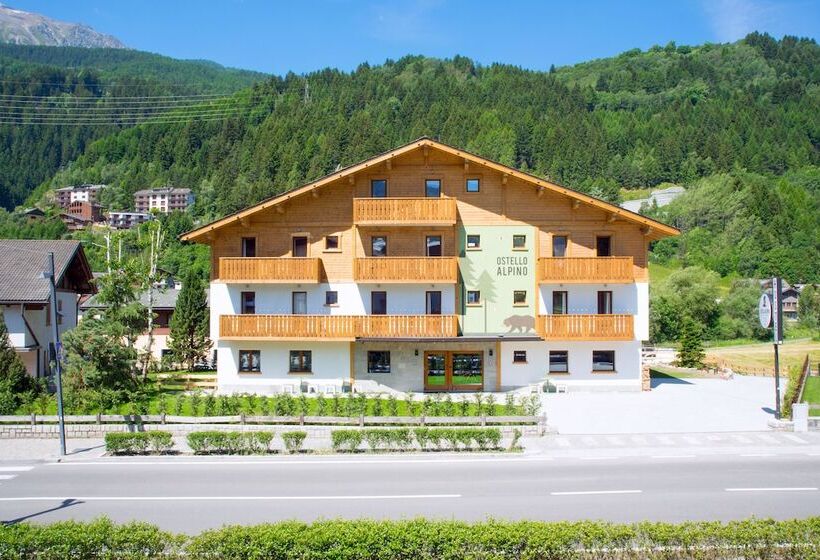 בית מלון כפרי Ostello Alpino