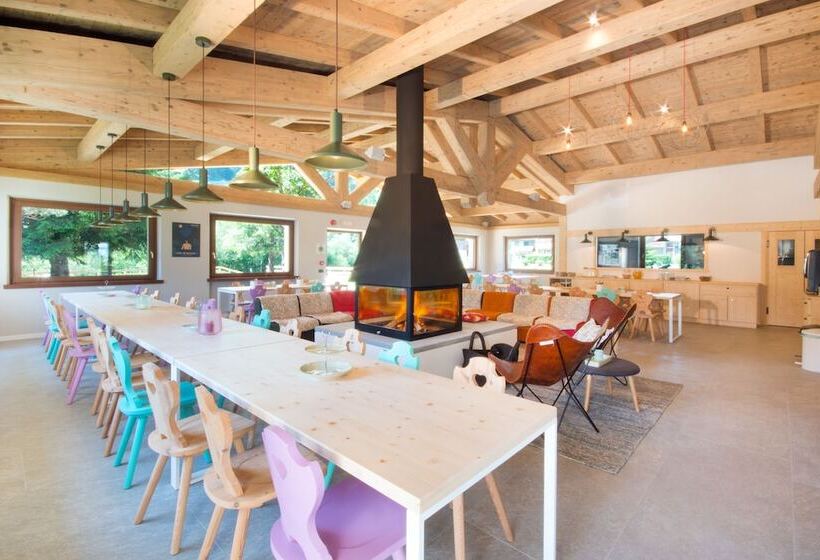 בית מלון כפרי Ostello Alpino