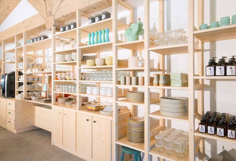 בית מלון כפרי Ostello Alpino