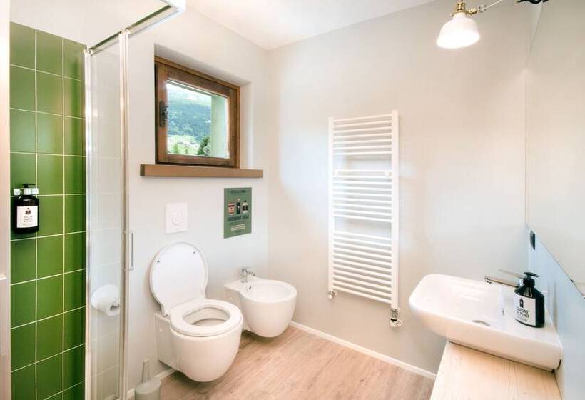 בית מלון כפרי Ostello Alpino