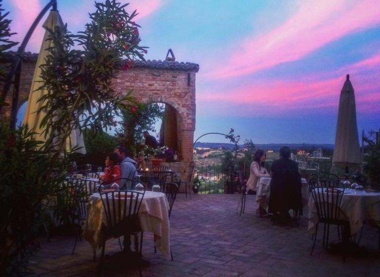 فندق Osteria Del Vicario