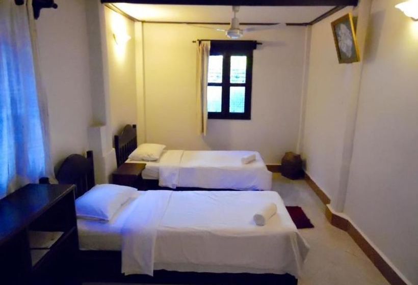 Отель Pakam Guesthouse