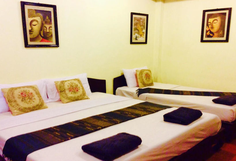 Отель Phasith Guesthouse