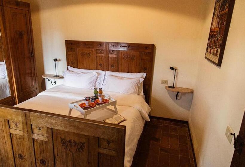 هتل Poggio Del Sole